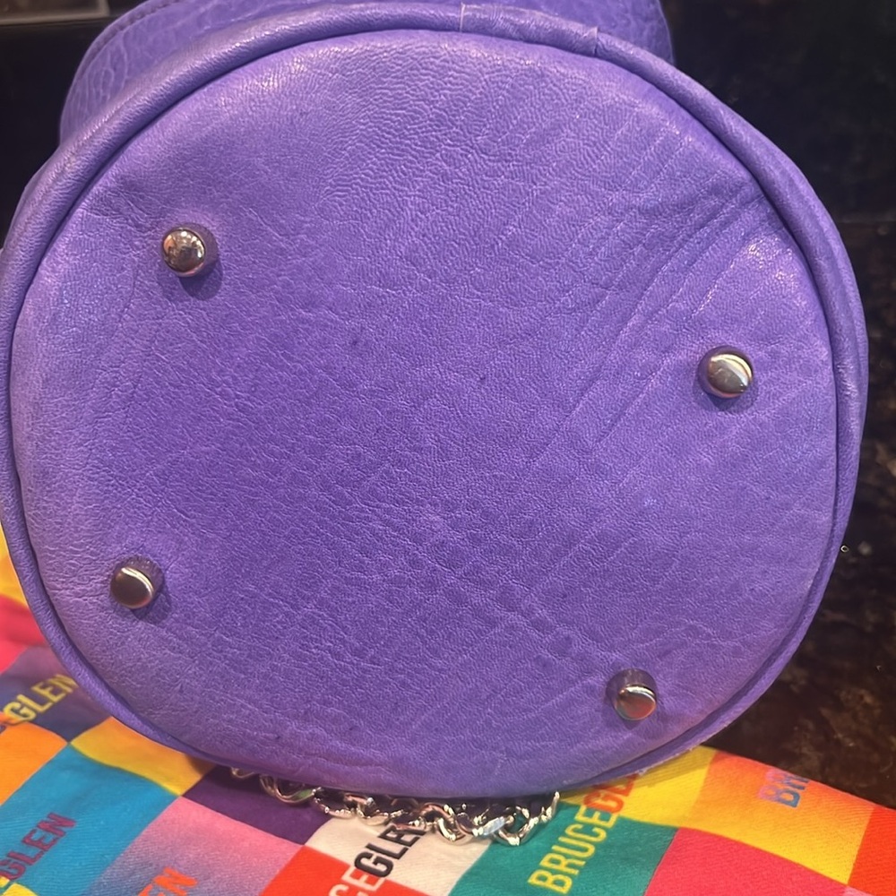 Bruce Glen Colorful Bucket Bag - Picture 11 of 15